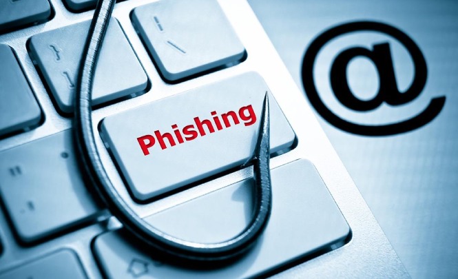 Teclado con la palabra "Phishing"